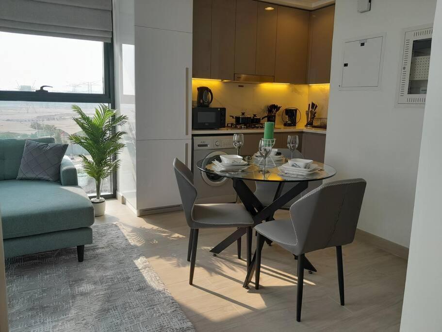 Brand New & Luxuriously Furnished 1 Bedroom