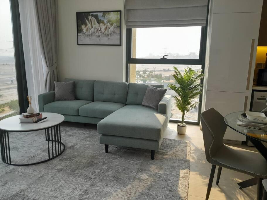 Brand New & Luxuriously Furnished 1 Bedroom