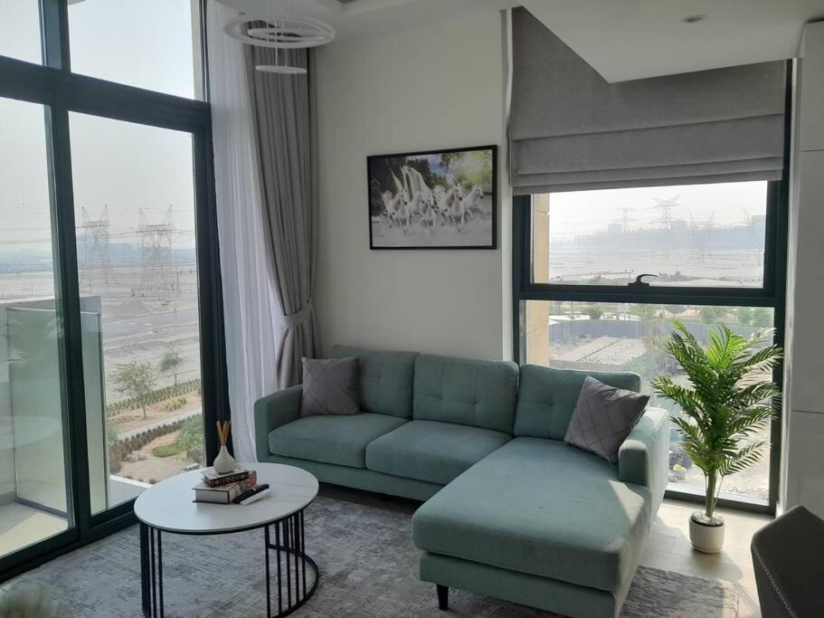 Apartment Brand New & Luxuriously Furnished 1 Bedroom
